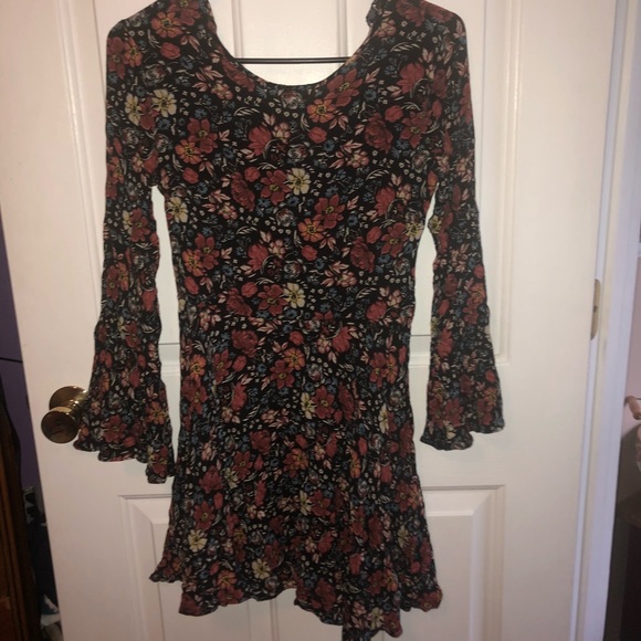 Dress - Picture 1 of 2